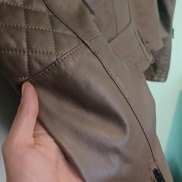 NWOT quilted Italian leather jacket - Picture 6 of 11